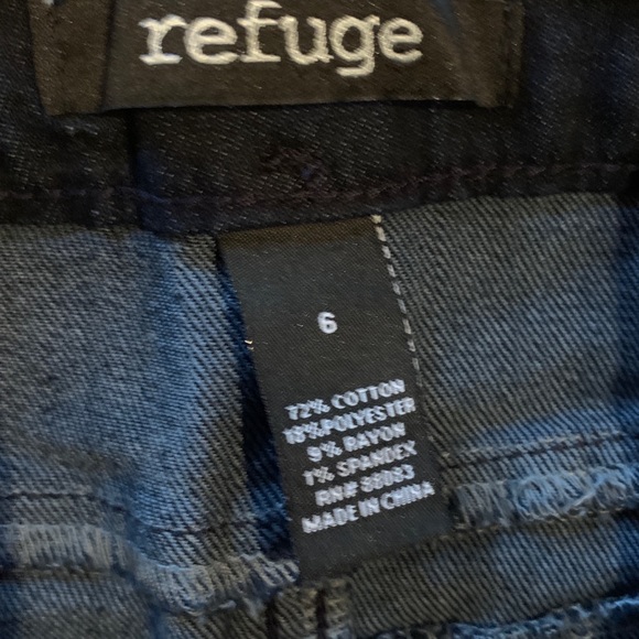 Refuge shorts - Picture 3 of 3